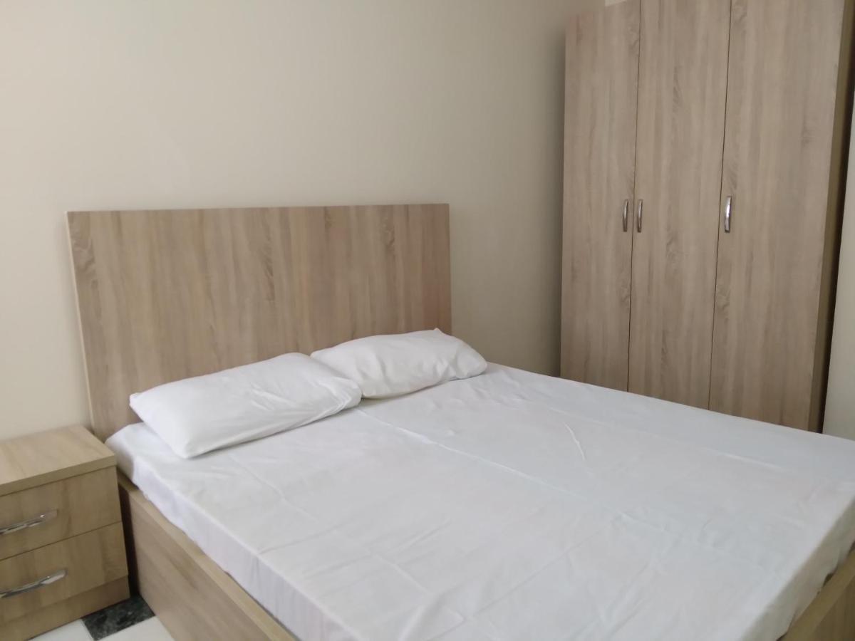Bajovah Apartments & Restaurant Tirana Exteriör bild