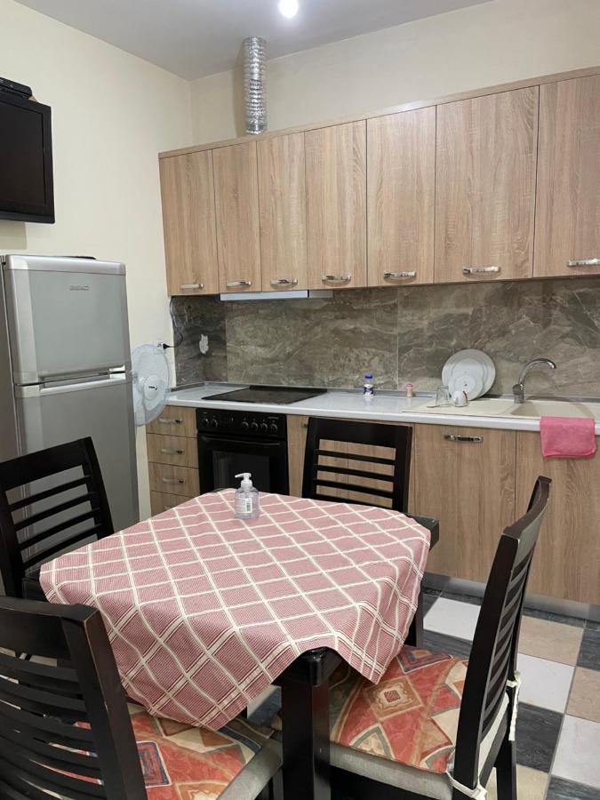 Bajovah Apartments & Restaurant Tirana Exteriör bild
