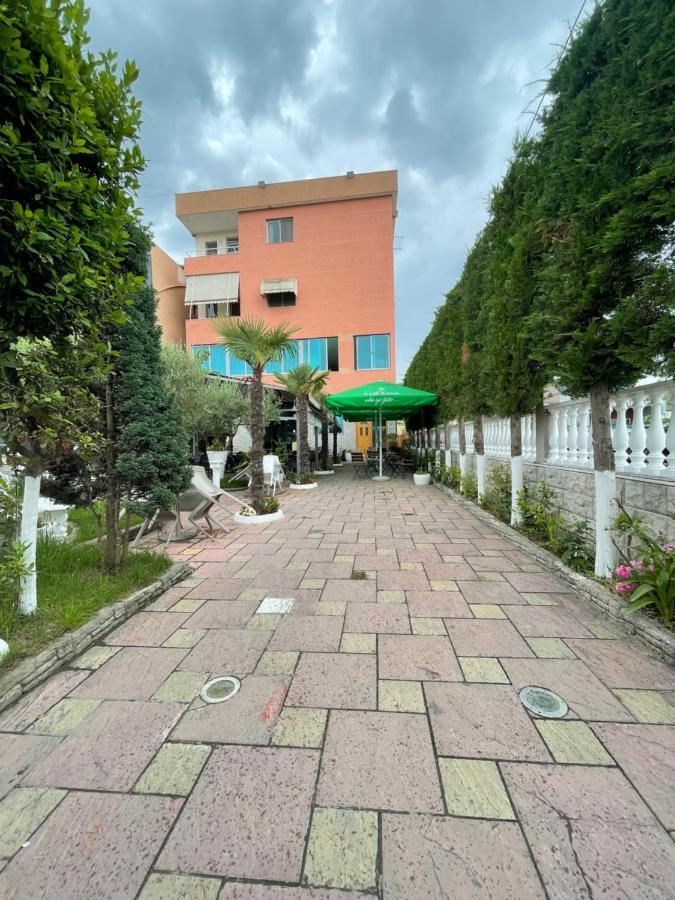 Bajovah Apartments & Restaurant Tirana Exteriör bild