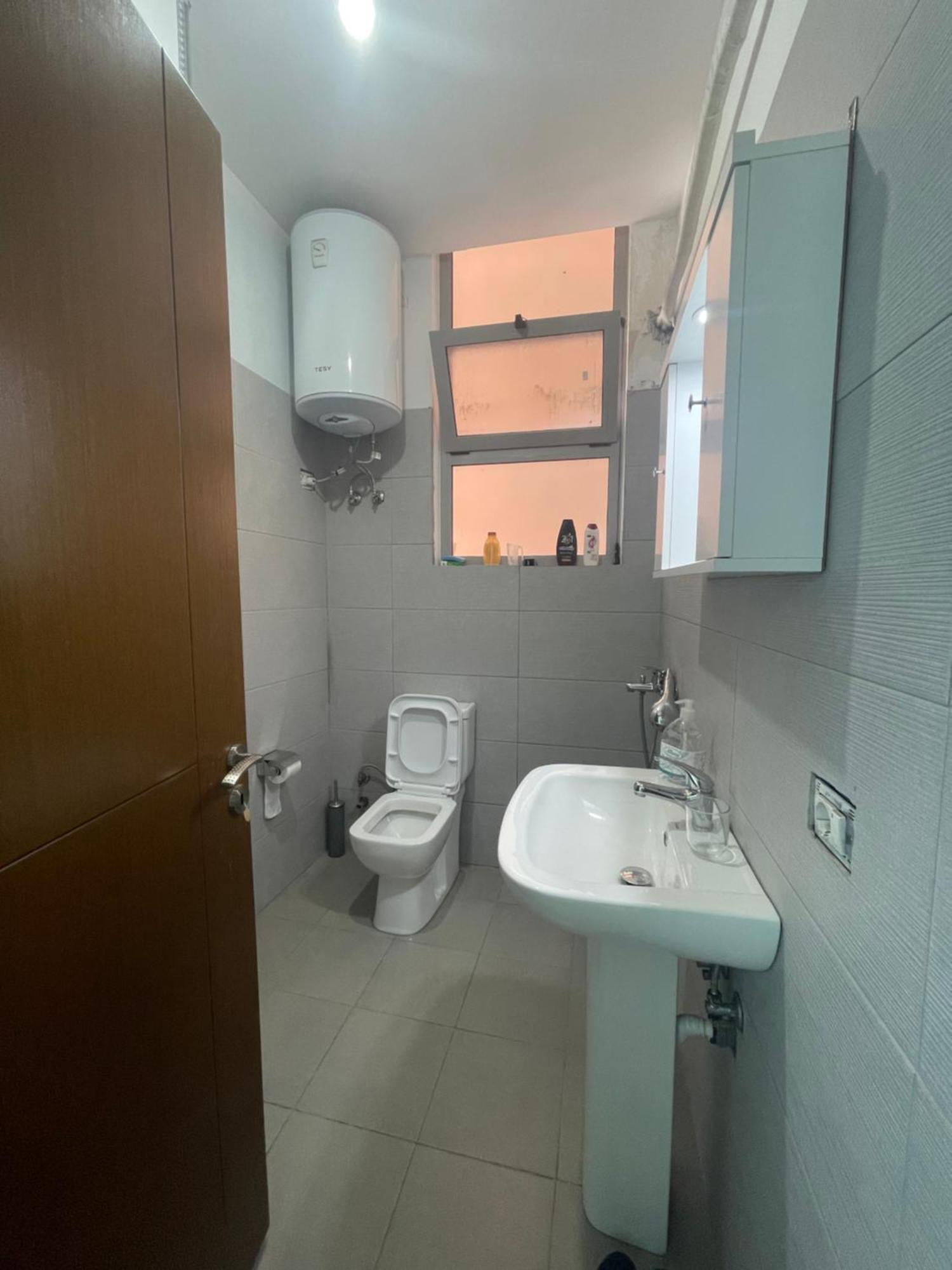 Bajovah Apartments & Restaurant Tirana Exteriör bild