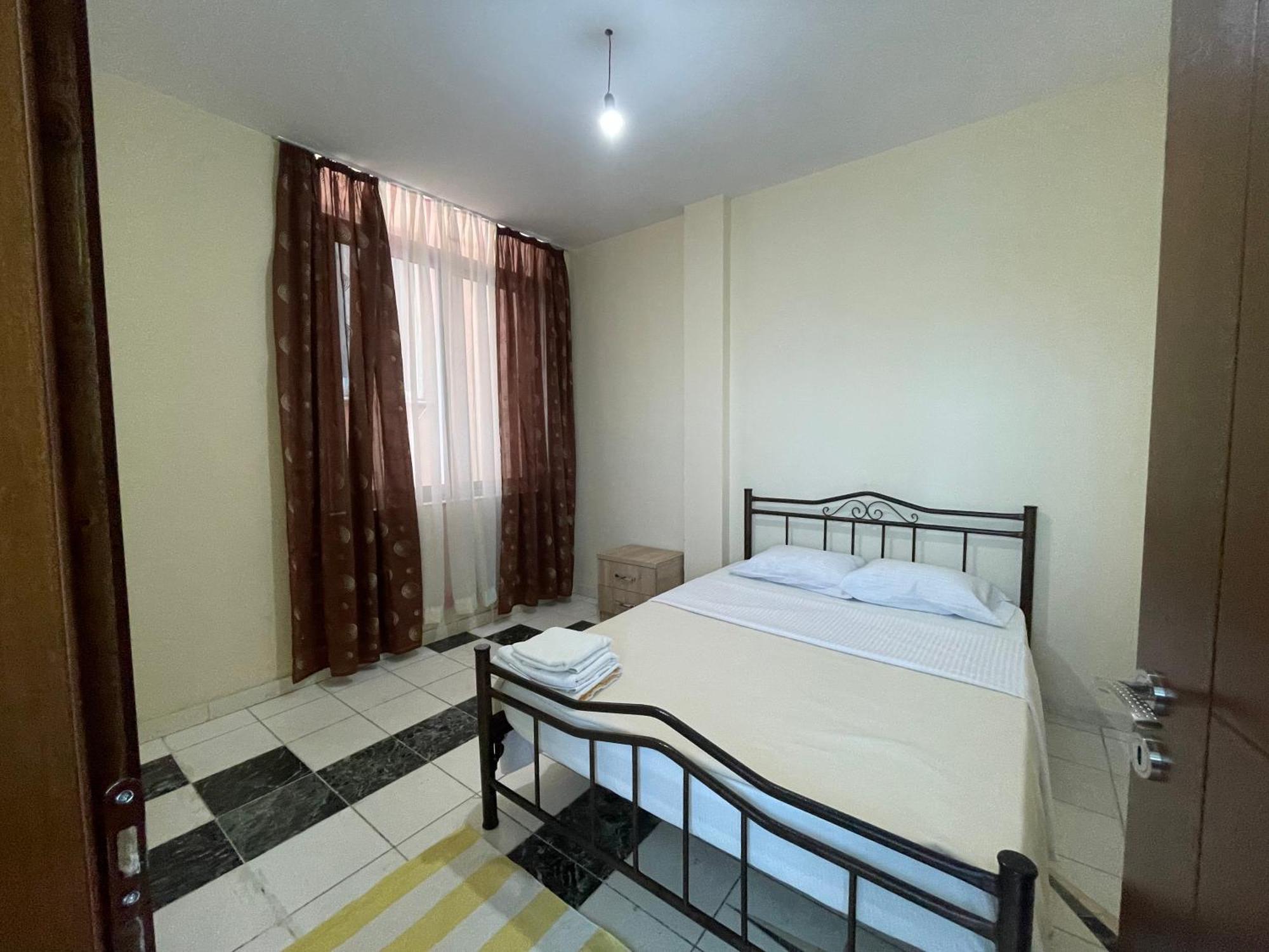 Bajovah Apartments & Restaurant Tirana Exteriör bild